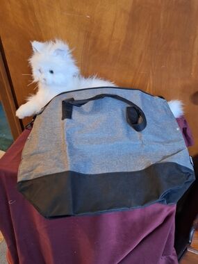 Men's Gray and Black Duffel Bag - Travel & Gym Carry